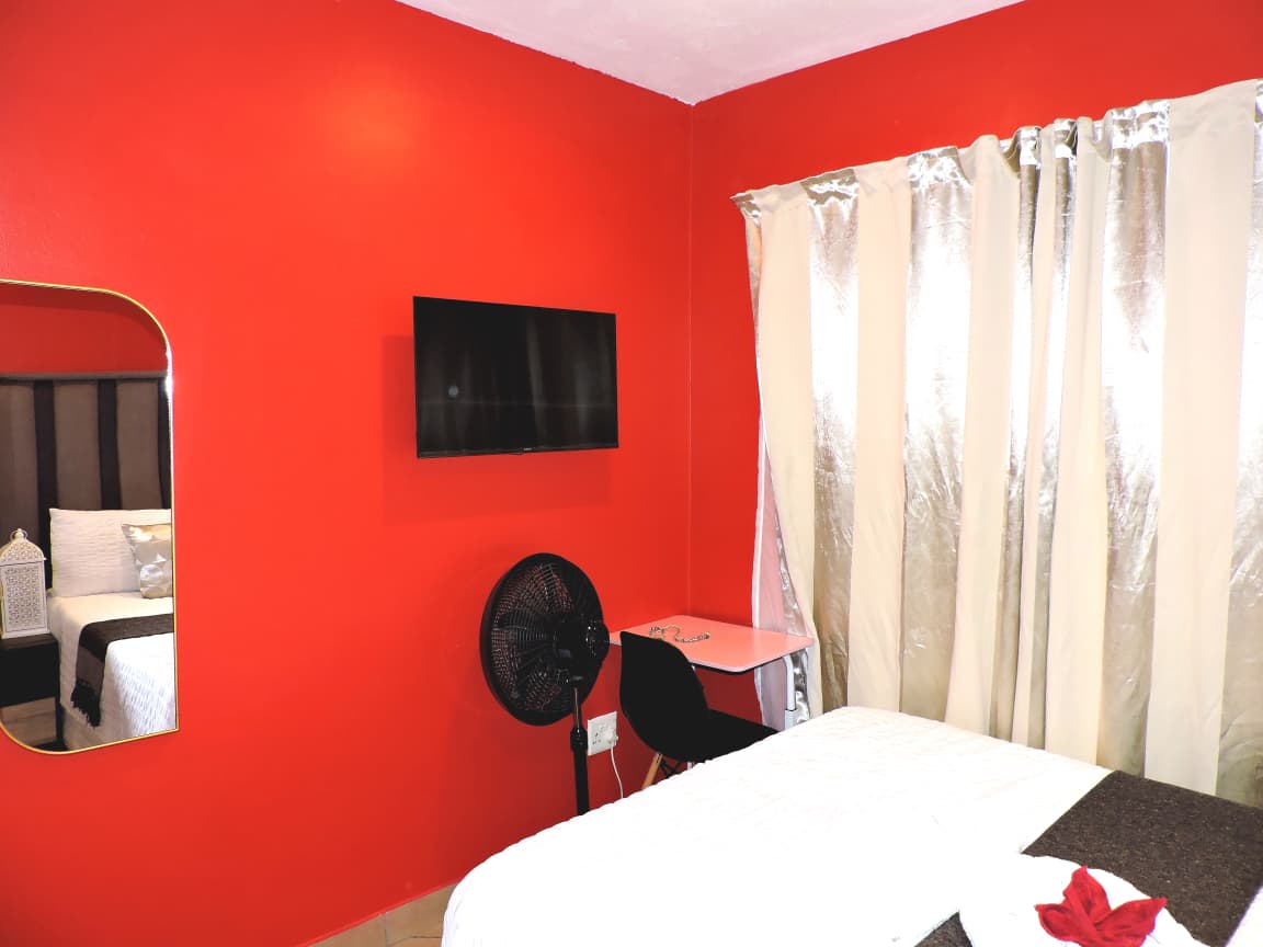 Second bedroom
